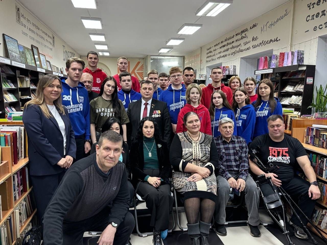 Заместитель директора АНО «Центр реабилитации инвалидов» Изотов Сергей принял участие в литературном вечере «Вернёмся с победой»