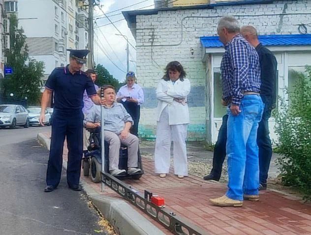В Брянске идет приемка дорог в эксплуатацию, отремонтированных по нацпроекту «Безопасные и качественные дороги».