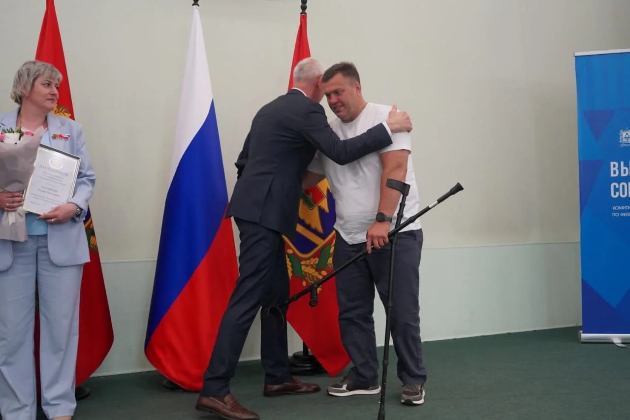 4 июня с дружеским коротким визитом в Центре реабилитации инвалидов побывал депутат Государственной думы Матыцин Олег Васильевич